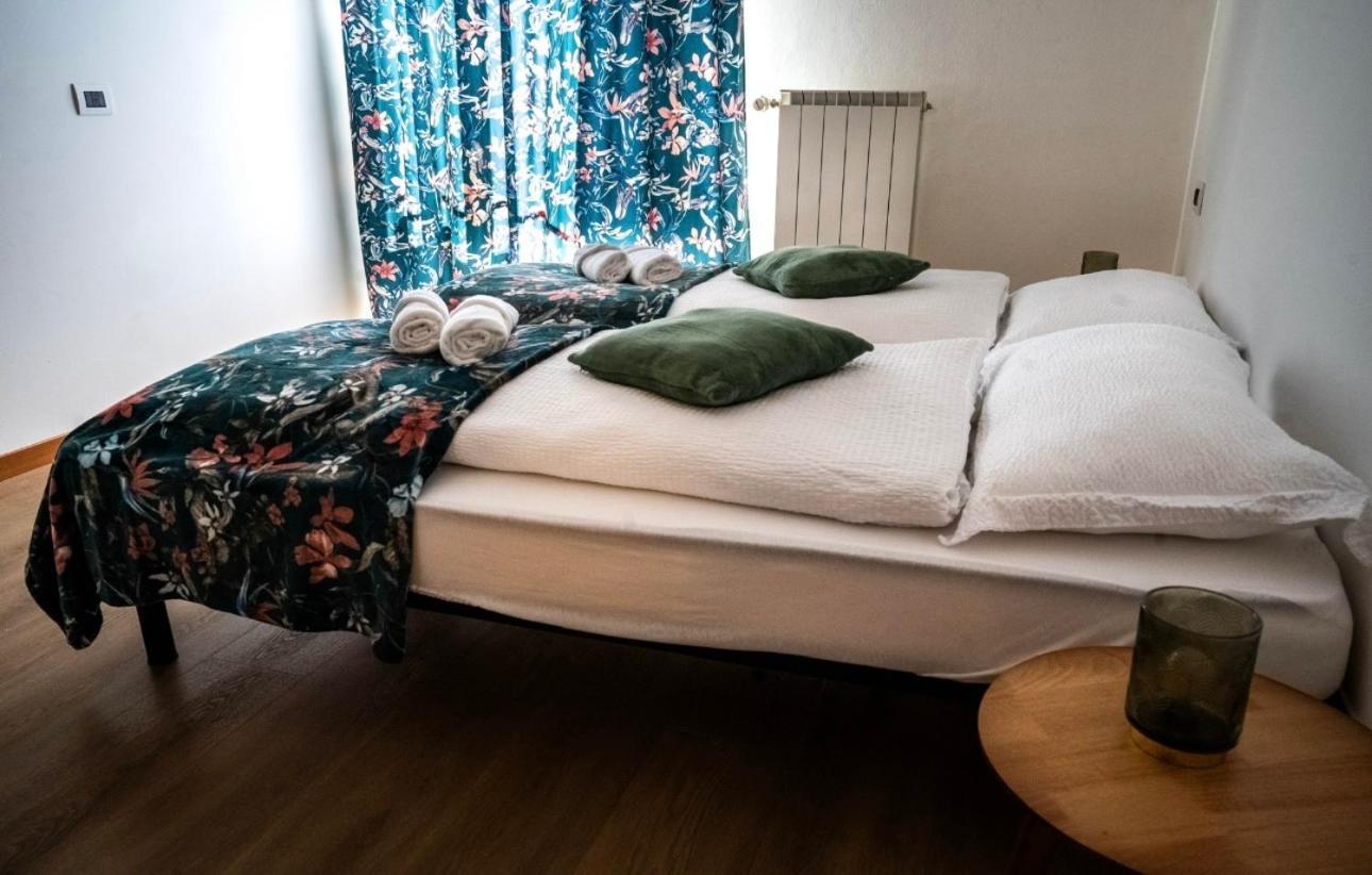 Ambra Apartamento Tirano Exterior foto